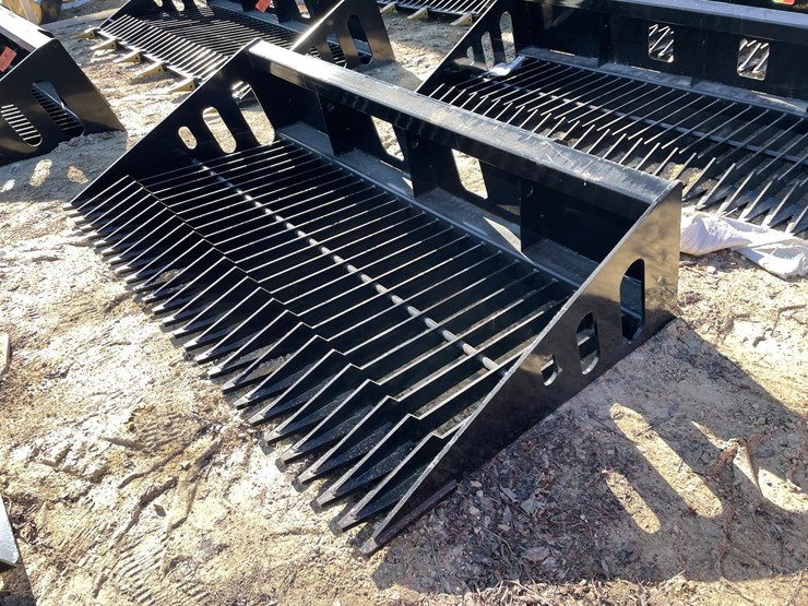 #2330-•-new-wolverine-72"-skid-steer-skelton-high-side-bucket-image-1
