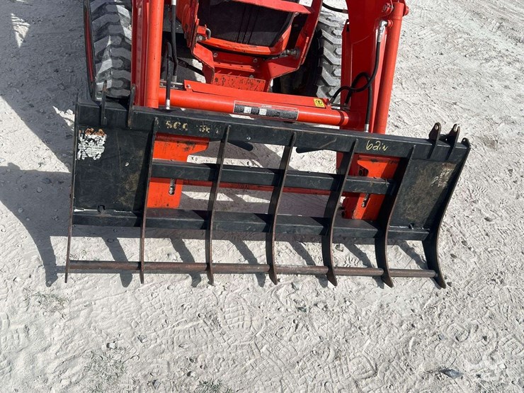 2020-kubota-l3901d-image-15