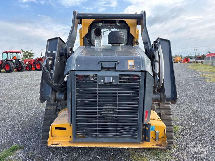 2022-deere-333g-image-40