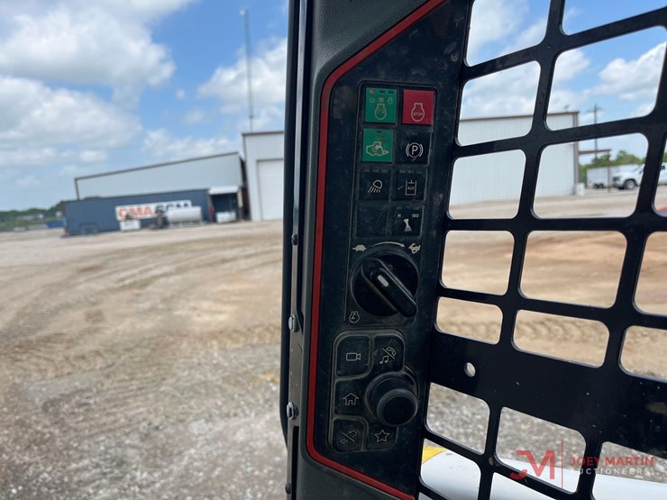 2021-bobcat-t76-image-13