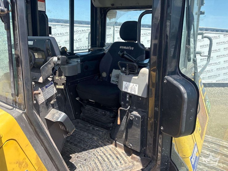 2018-komatsu-d51pxi-24-image-12