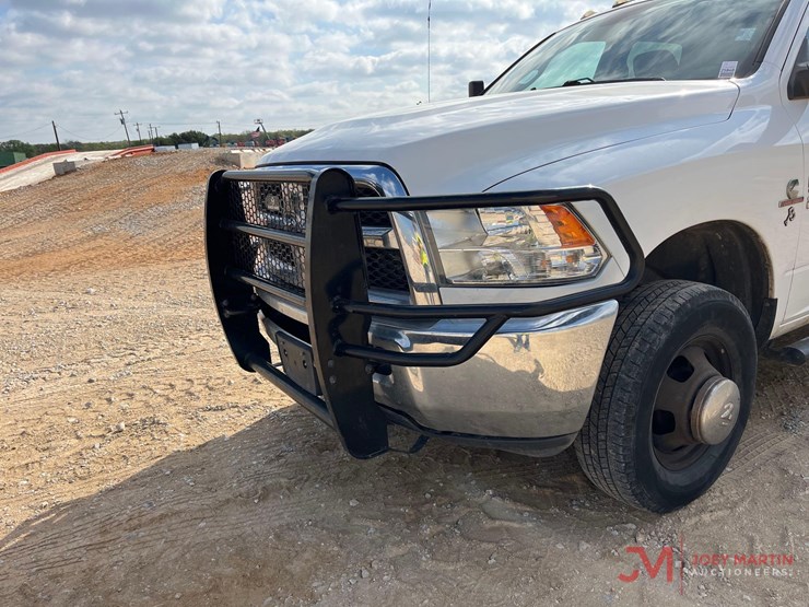 2018-ram-3500-hd-image-21