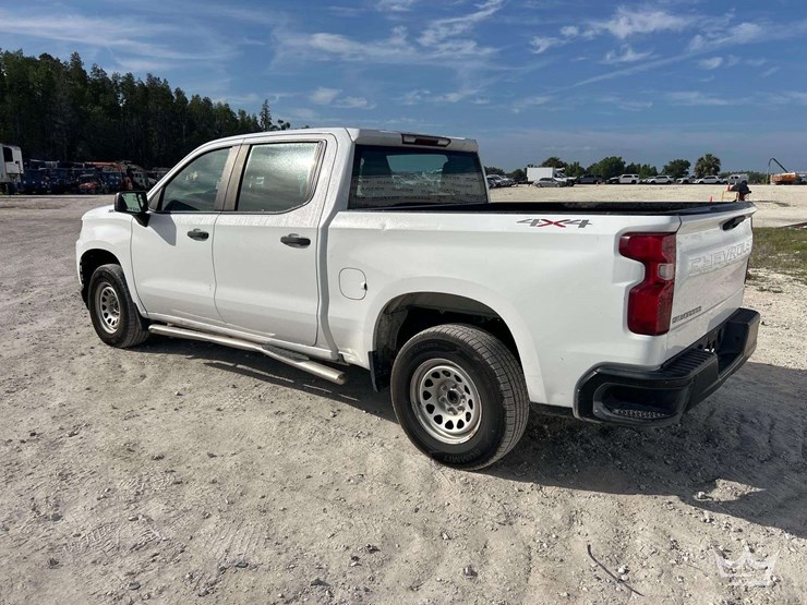 2020-chevrolet-silverado-1500-image-4