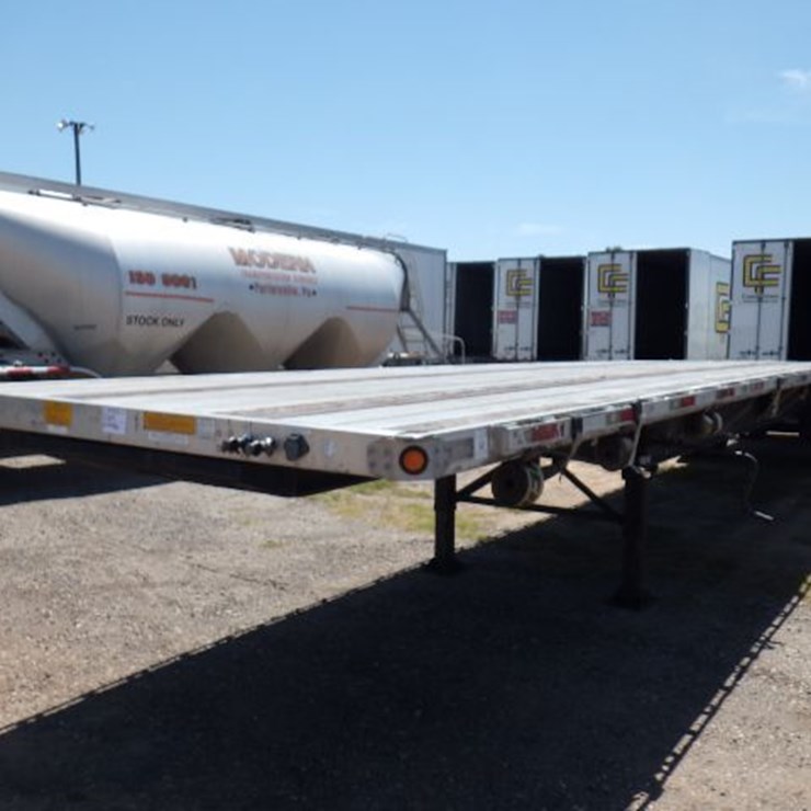 2011 UTILITY FLATBED