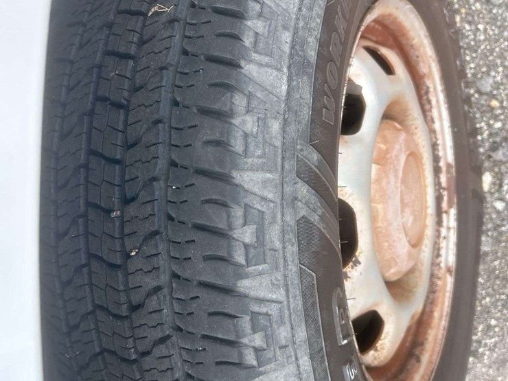 2017-ford-f150-image-24