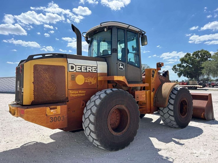 2013-deere-544k-image-3