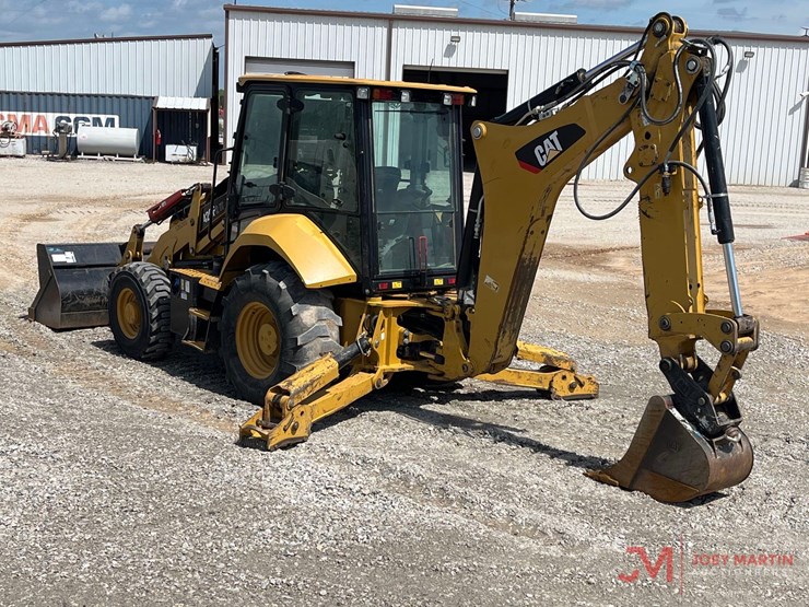 2019-caterpillar-420f2-it-image-3