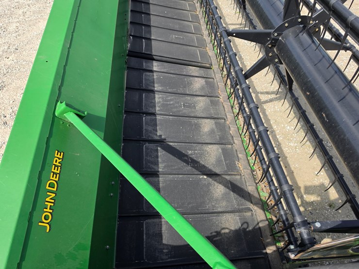 2015-john-deere-635fd-image-11