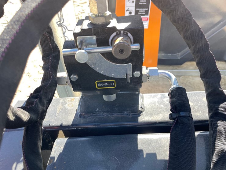 #2340-•-new-wolverine-skid-steer-screening-bucket-attachment-image-11
