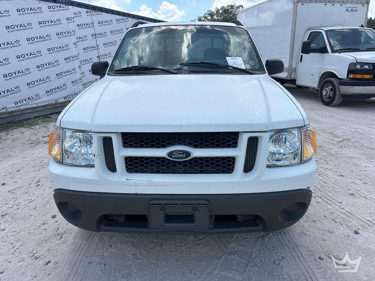 2004-ford-explorer-sport-trac-image-26