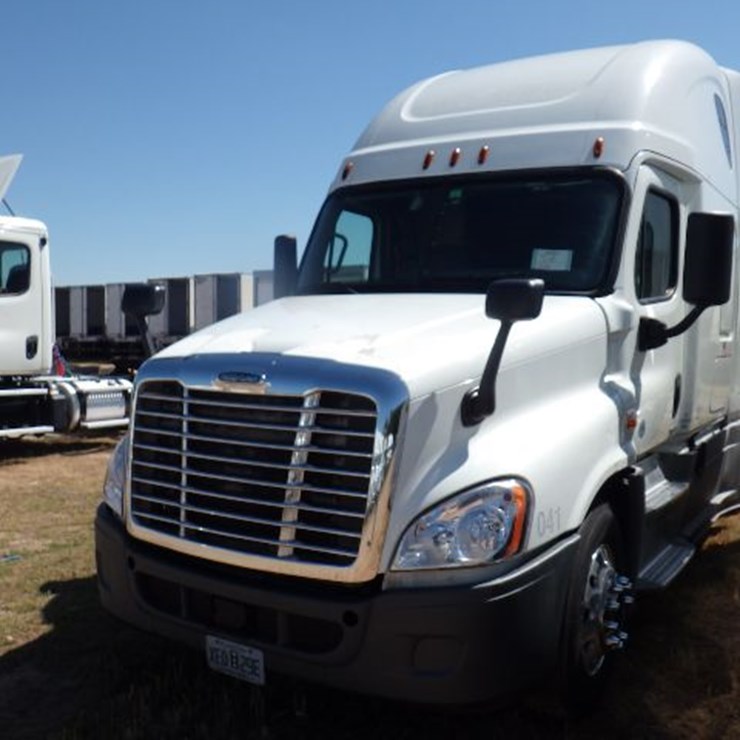2018 FREIGHTLINER CASCADIA 125 EVOLUTION