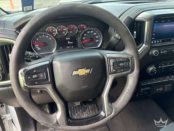 2020-chevrolet-silverado-1500-image-22