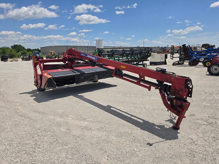 2018-new-holland-313-image-12