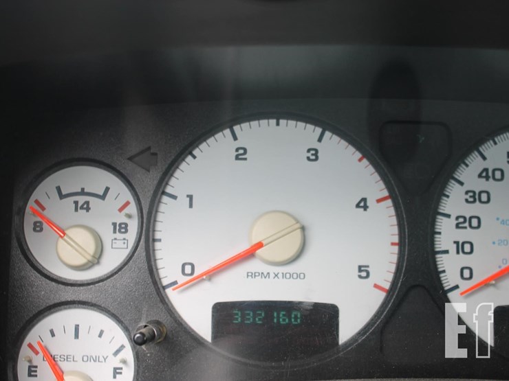 2003-dodge-ram-2500-image-11