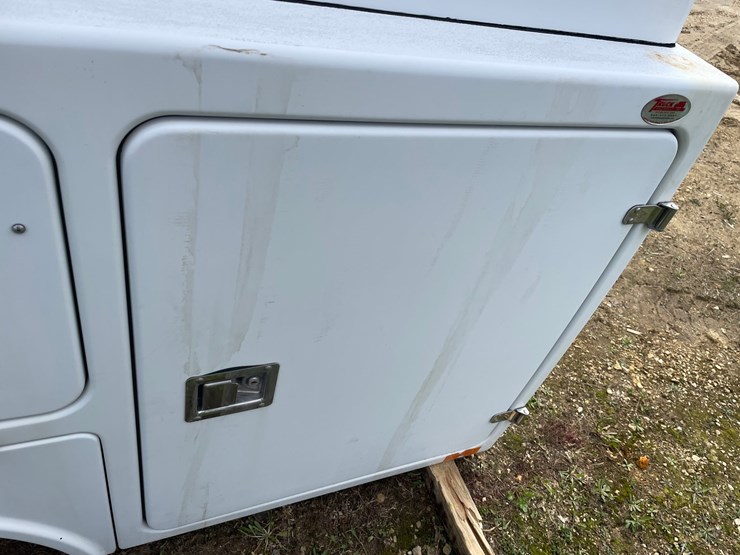 ford-f550-image-33