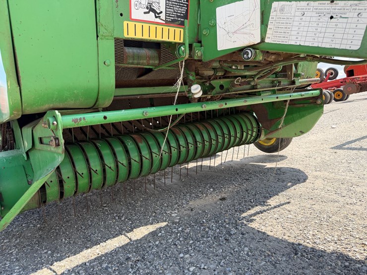 1999-john-deere-456-image-3