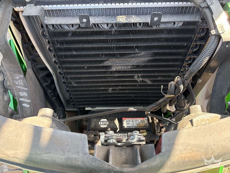 2016-john-deere-3039r-image-33