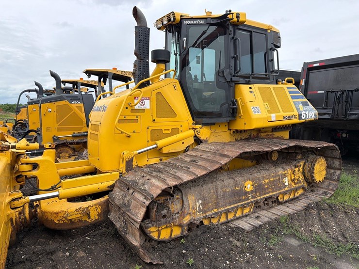 2020-komatsu-d61px-24-image-2