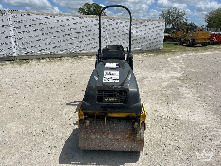 2016-bomag-bw90-image-20