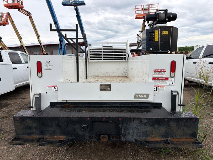 2022-dodge-3500-image-5
