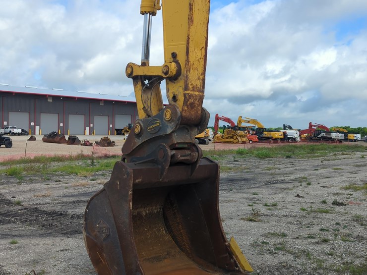 2022-komatsu-pc360-lc-11-image-6