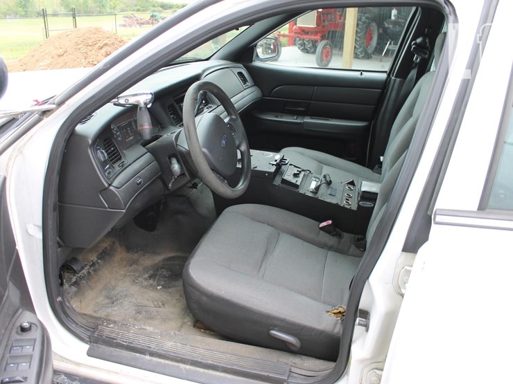 2011-ford-image-6
