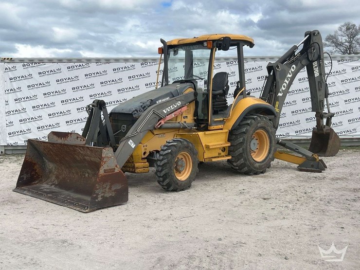 2013-volvo-bl70b-image-1