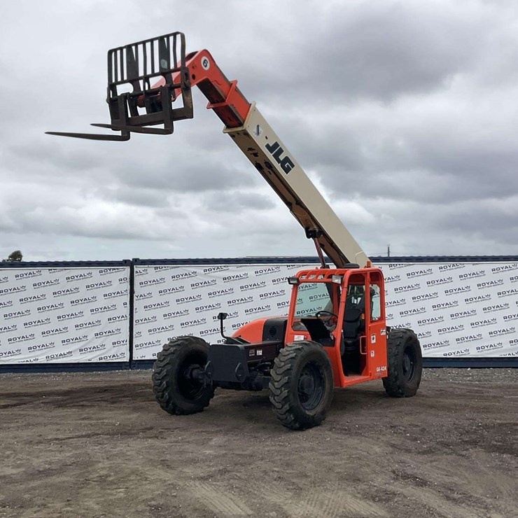 2007 JLG G6-42A