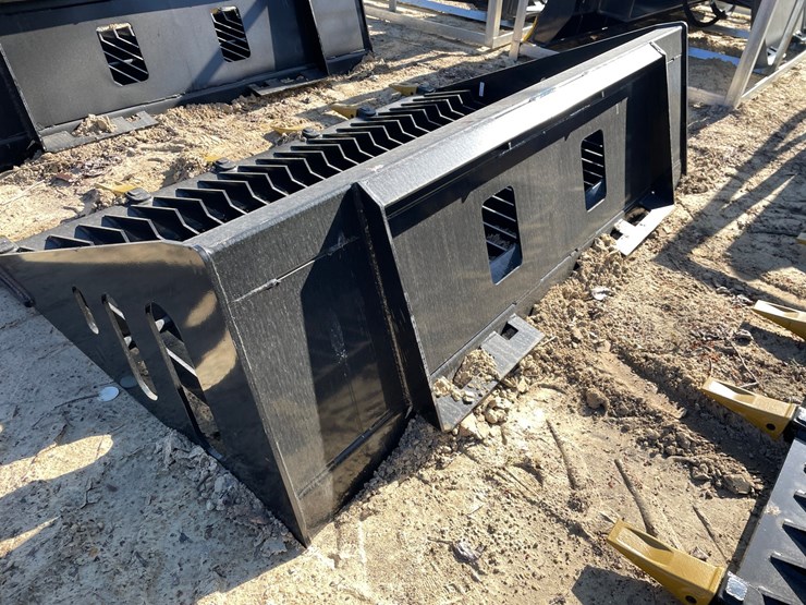 #2343-•-new-wolverine-66"-skid-steer-skelton-rock-screening-bucket-attachment-image-5