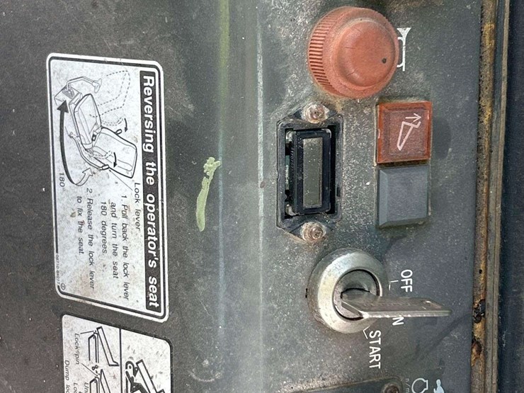 2012-yanmar-c50r-3c-image-23