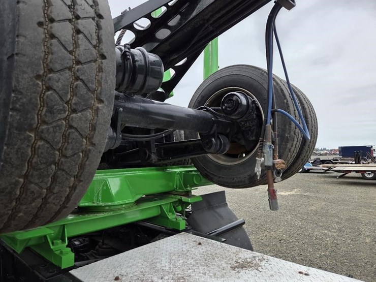 2015-kenworth-t800-image-57