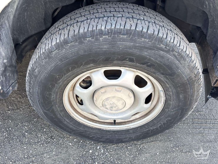 2017-ford-f150-image-25