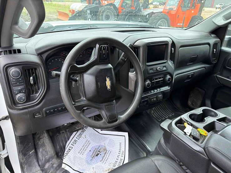 2023-chevrolet-2500-image-20