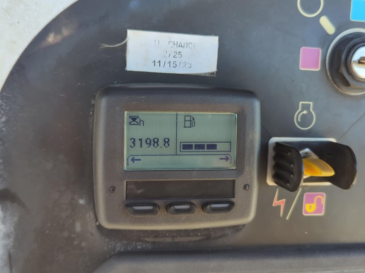 jlg-460sj-image-16