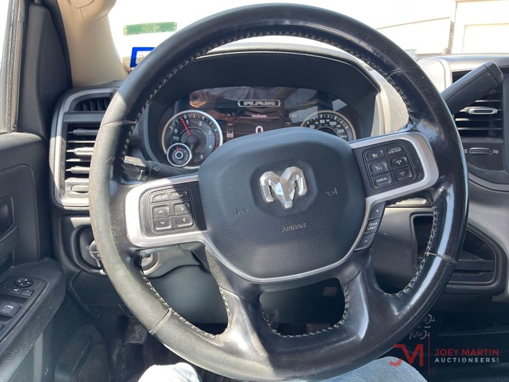 2020-dodge-ram-2500-image-16