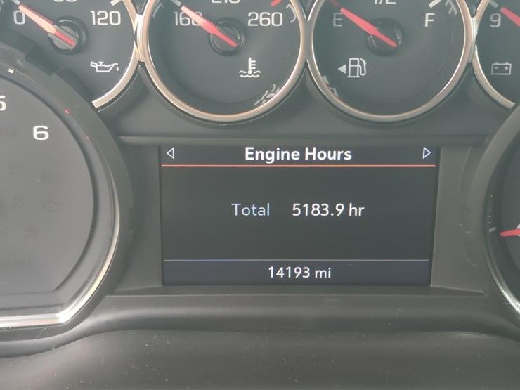 2023-chevrolet-2500-image-14