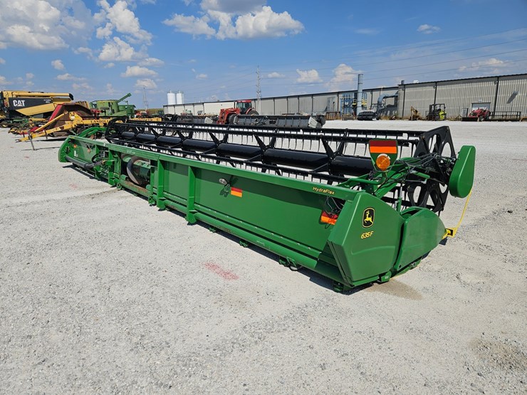 2009-john-deere-635f-image-5