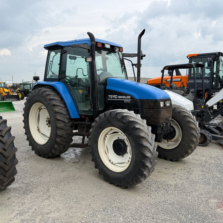 2002 NEW HOLLAND TS110