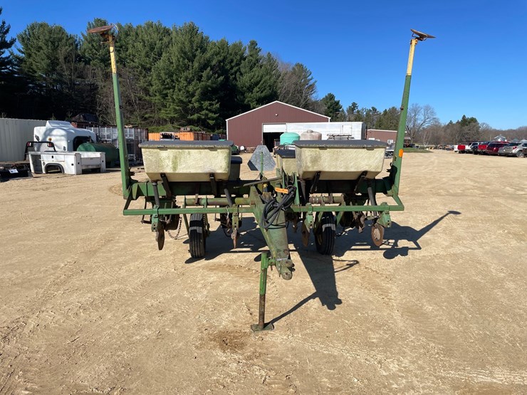 john-deere-7000-image-2