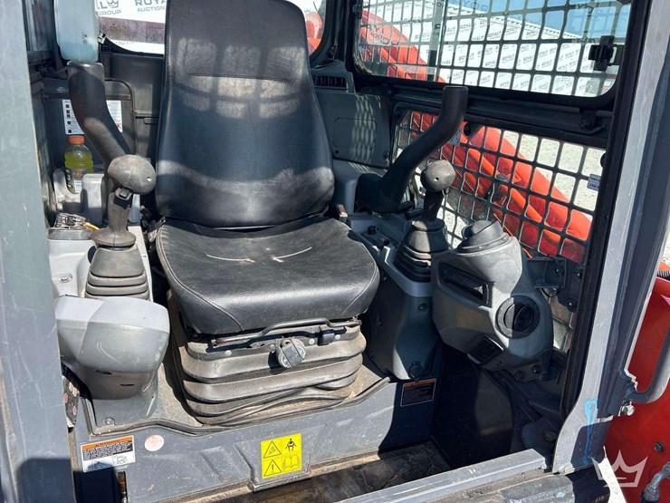 2022-kubota-svl75-2-image-11
