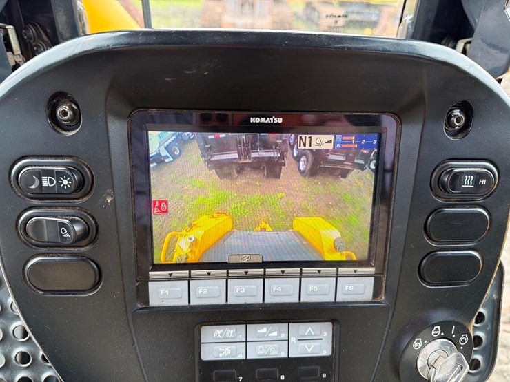 2020-komatsu-d61px-24-image-27