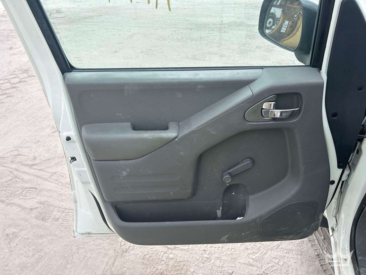 2018-nissan-frontier-image-14