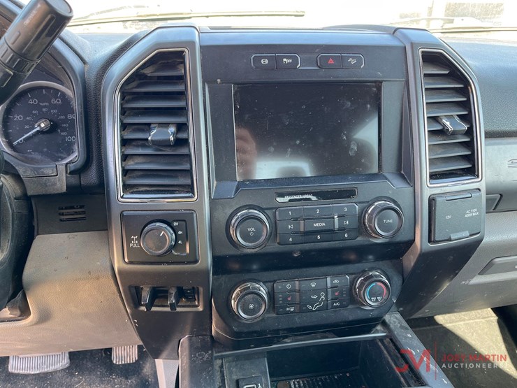 2019-ford-f250-xlt-image-28