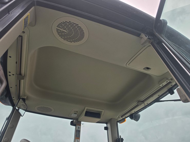 2019-john-deere-6130m-image-16