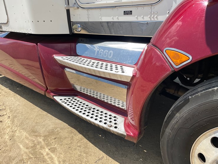 2013-kenworth-t660-image-20