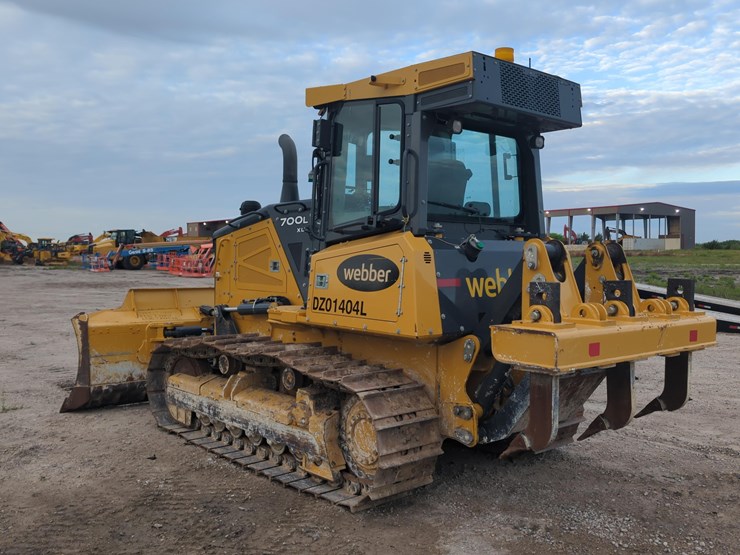 2022-deere-700l-xlt-image-5
