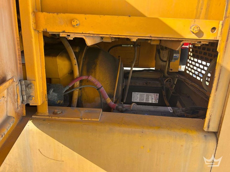 1992-deere-670b-image-26