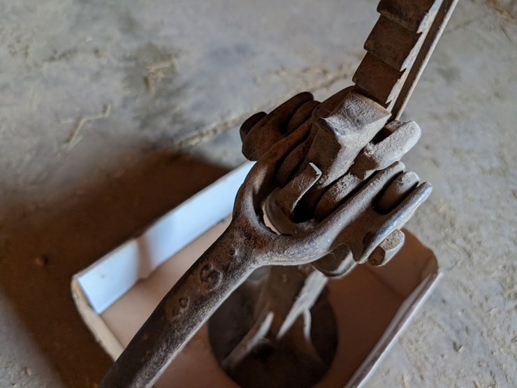 #5532-•-railroad-jack-image-3