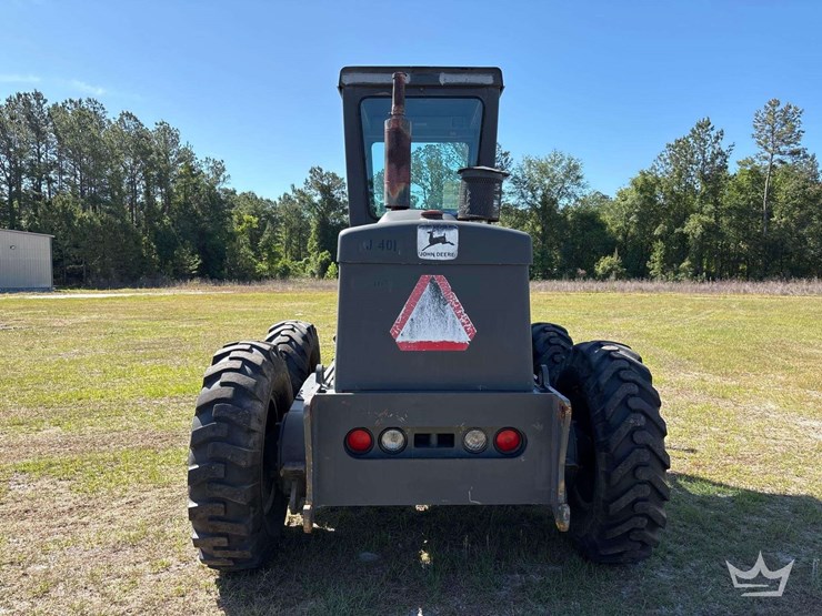 1986-deere-570a-image-47