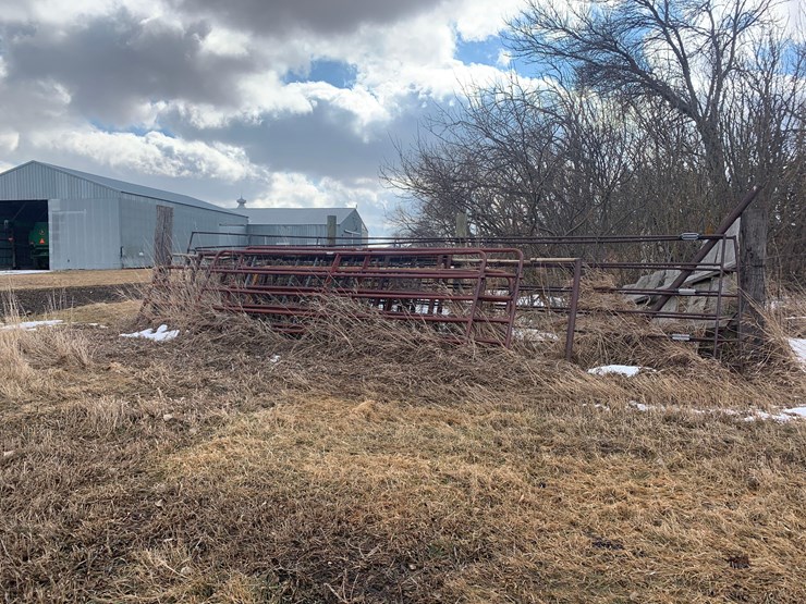 miscellaneous-cattle-gates-**sold-onsite-only,-no-online-bids-will-be-accepted**-image-1